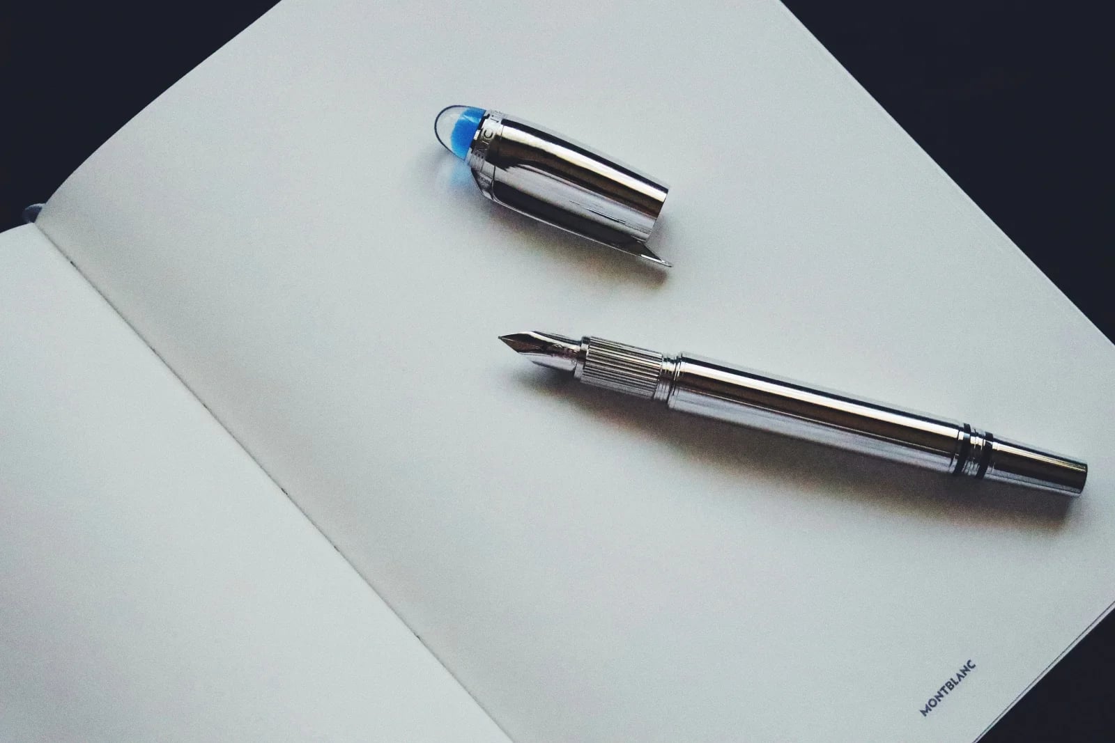 Stylos personnalisés avec logo d'entreprise